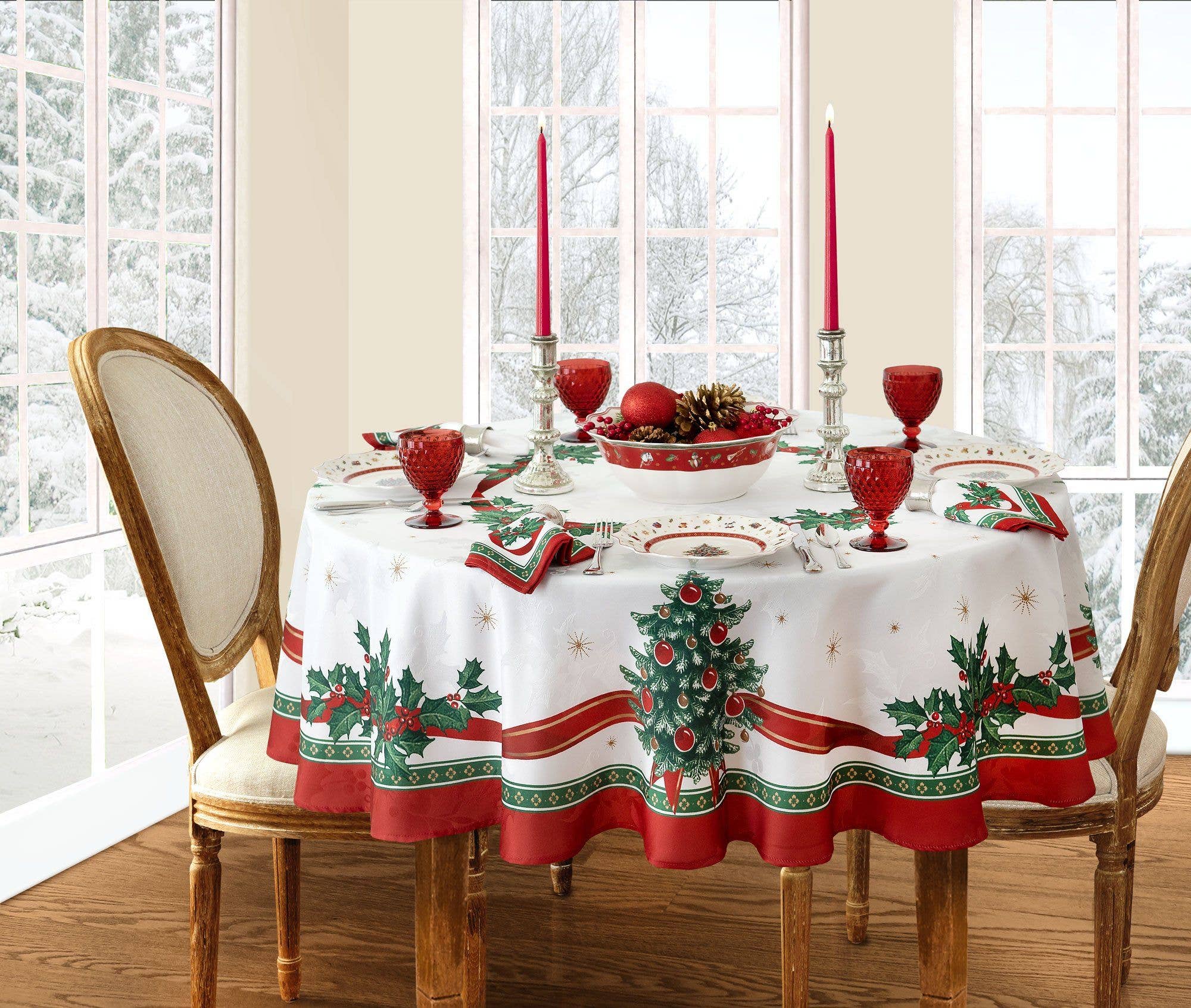 Threadmade Home - Wholesale Tablecloth - Villeroy & Boch Toy's Delight Holiday Christmas Tablecloth2