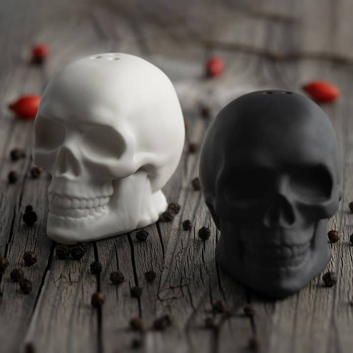 Skullistic Porcelain Skull Salt & Pepper Shaker Set for wholesale by Zapps Clothing