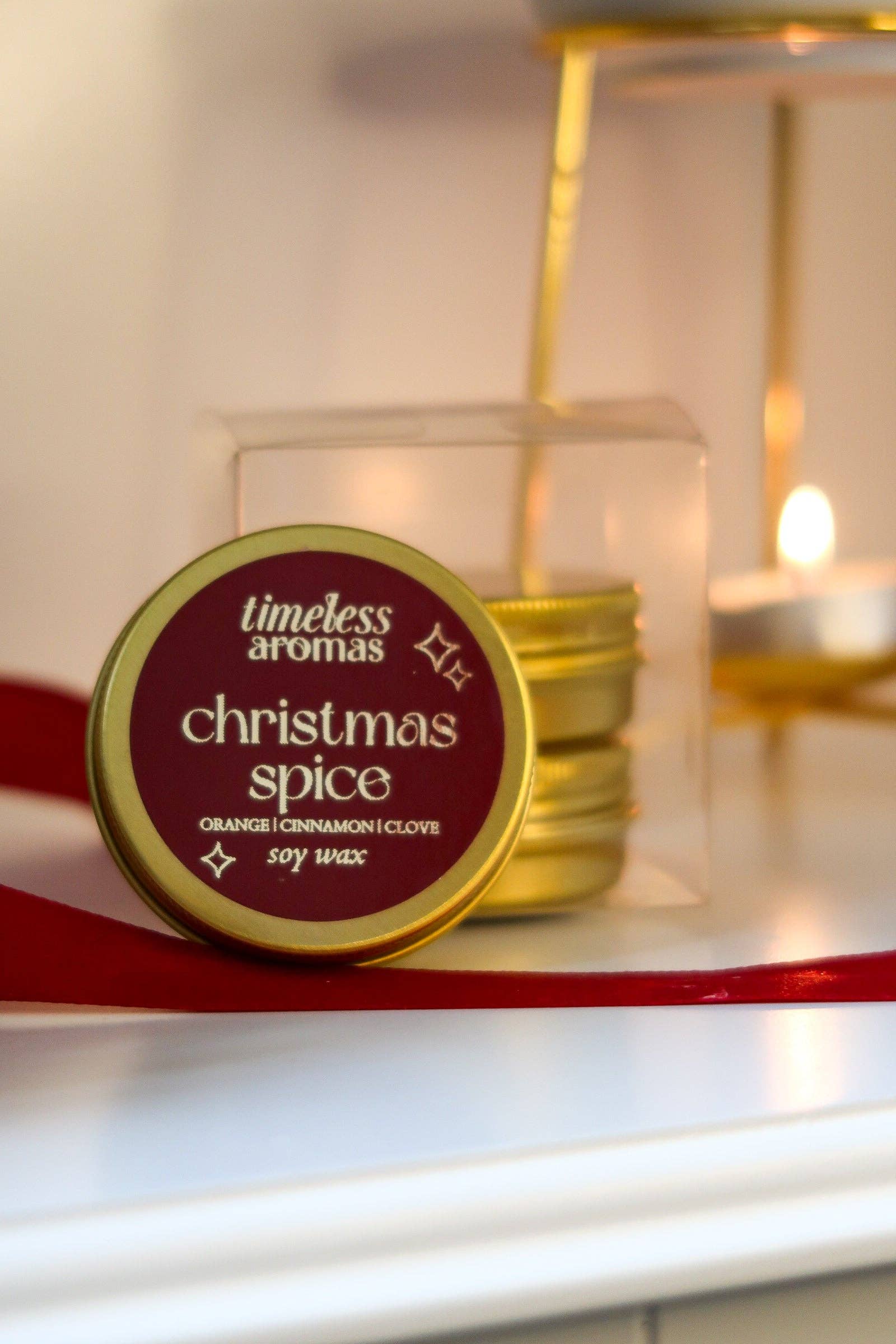 Timeless Aromas Ltd - Vente Bougies de voyage - Bougie de Luxe Épices de Noël en Boîte Dorée | Timeless Aromas5
