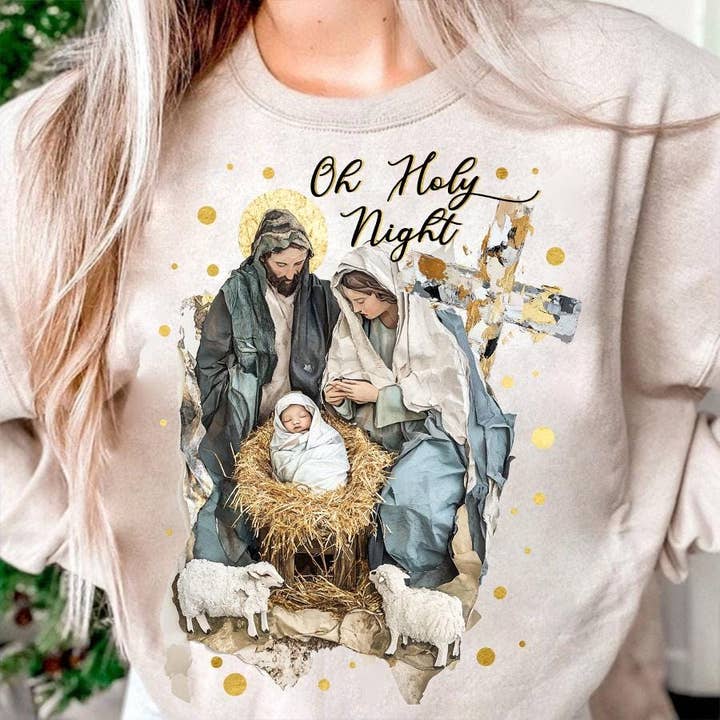 NVC Ecommerce LLC – wholesale T-shirt med logga - Dam – Coquette Jesus julskjorta, Oh Holy Night tröja1