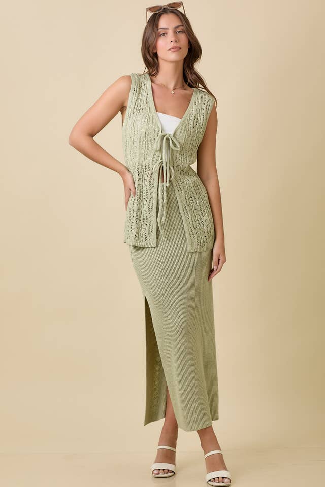 Main Strip - Vendita all'ingrosso Top in maglia - Donna - Gilet Lungo a Maglia Uncinetto con Laccio Frontale