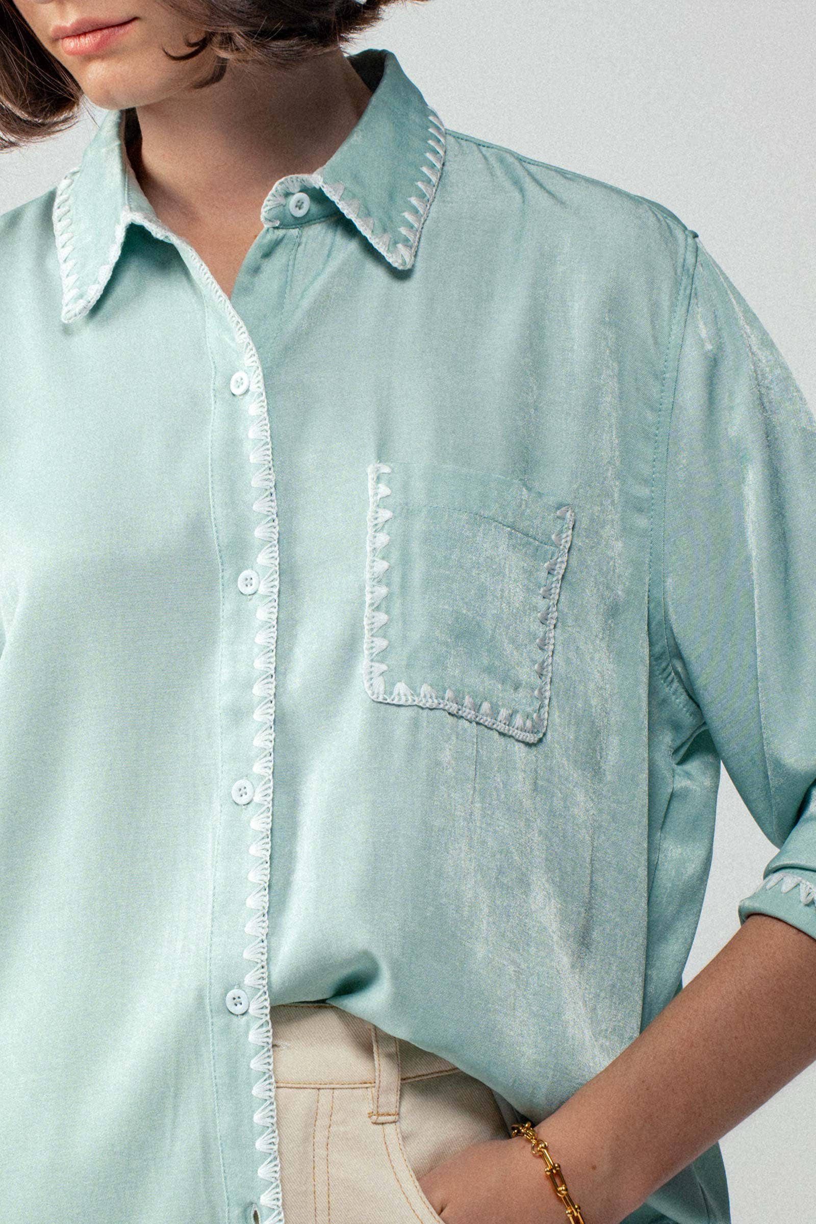 Urban Daizy - Vente Chemise à col boutonné – femme - Chemise à manches longues en soie lisse22