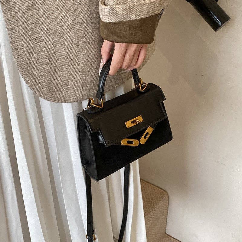 Plush Looks - Wholesale Crossbody Bag - Women's - Versatile Bucket Handbag5