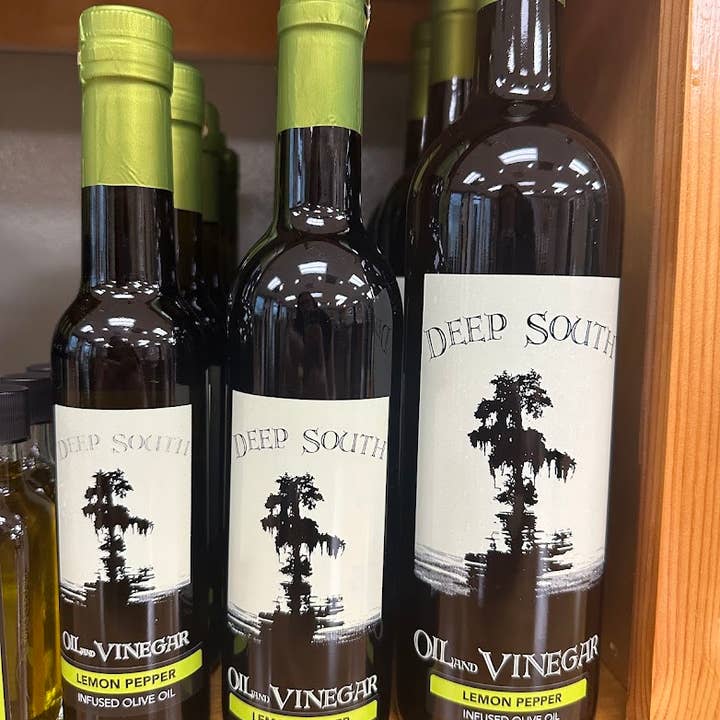 Lemon Pepper Olive Oil for wholesale by Deep South Oil & Vinegar