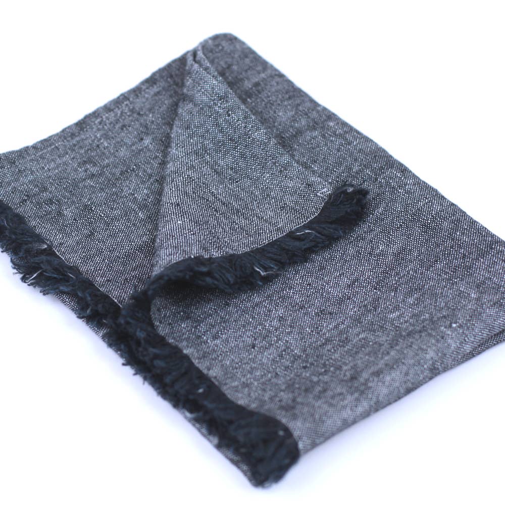 LinenCasa - Wholesale Hand Towel - Linen Hand  Towel – Stonewashed – Black with Frayed Edges1