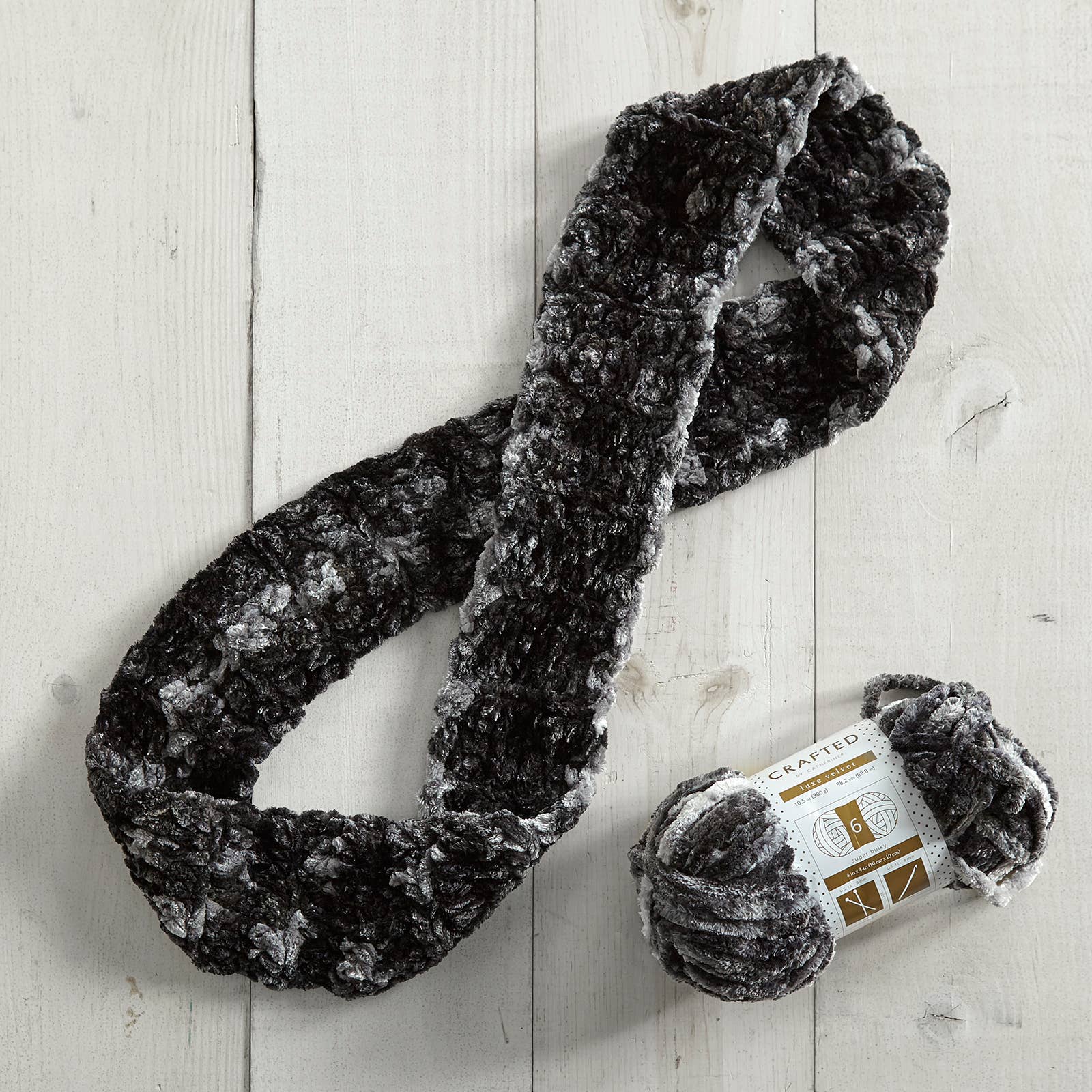 Crafted by Catherine - Wholesale Yarn - Luxe Velvet Yarn | 10.5oz/300g | Super Bulky #6 | Pack of 45