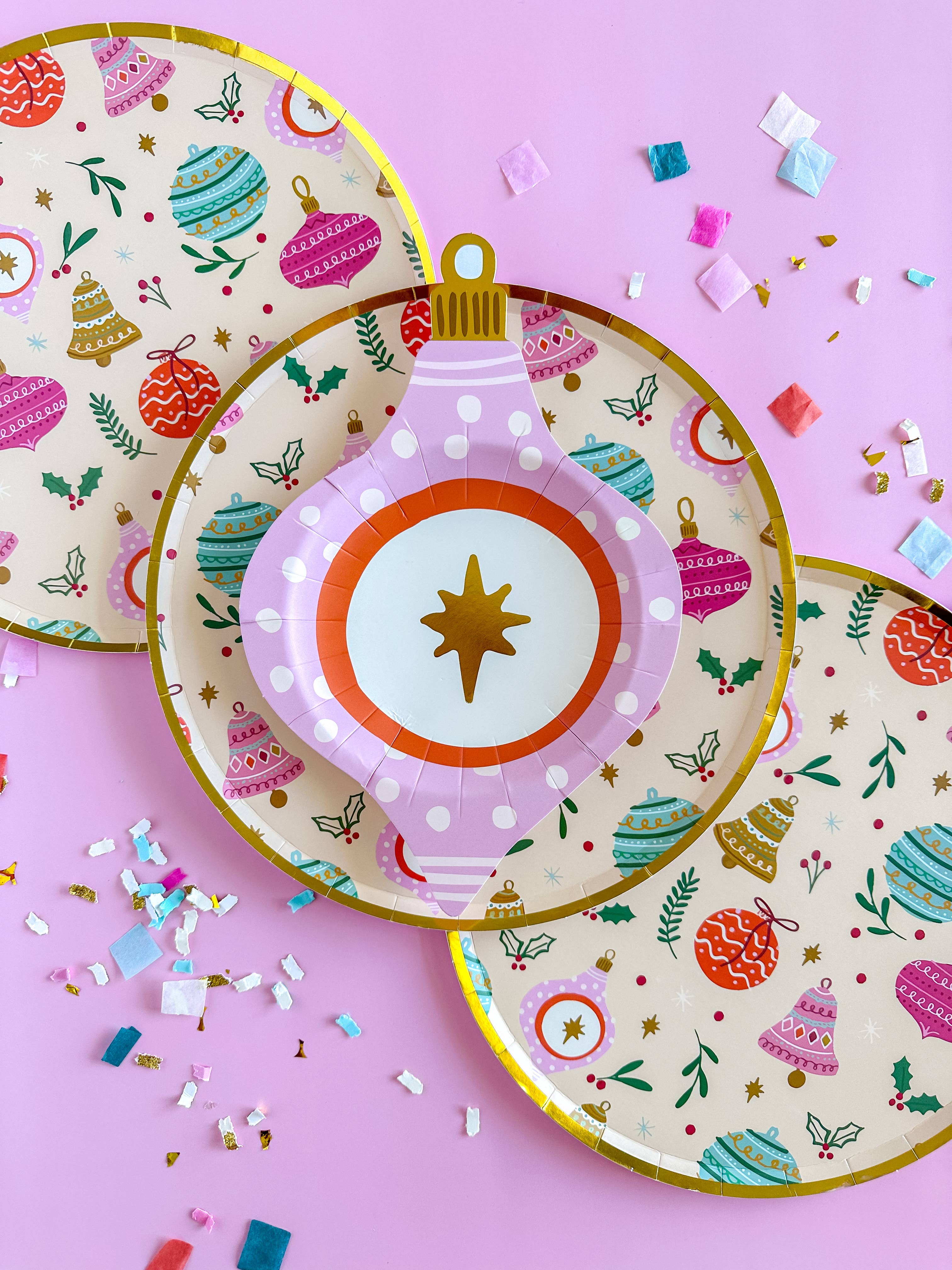 Busy Mama Party Co. - Wholesale Disposable Plate - Vintage Christmas Plates 9in1