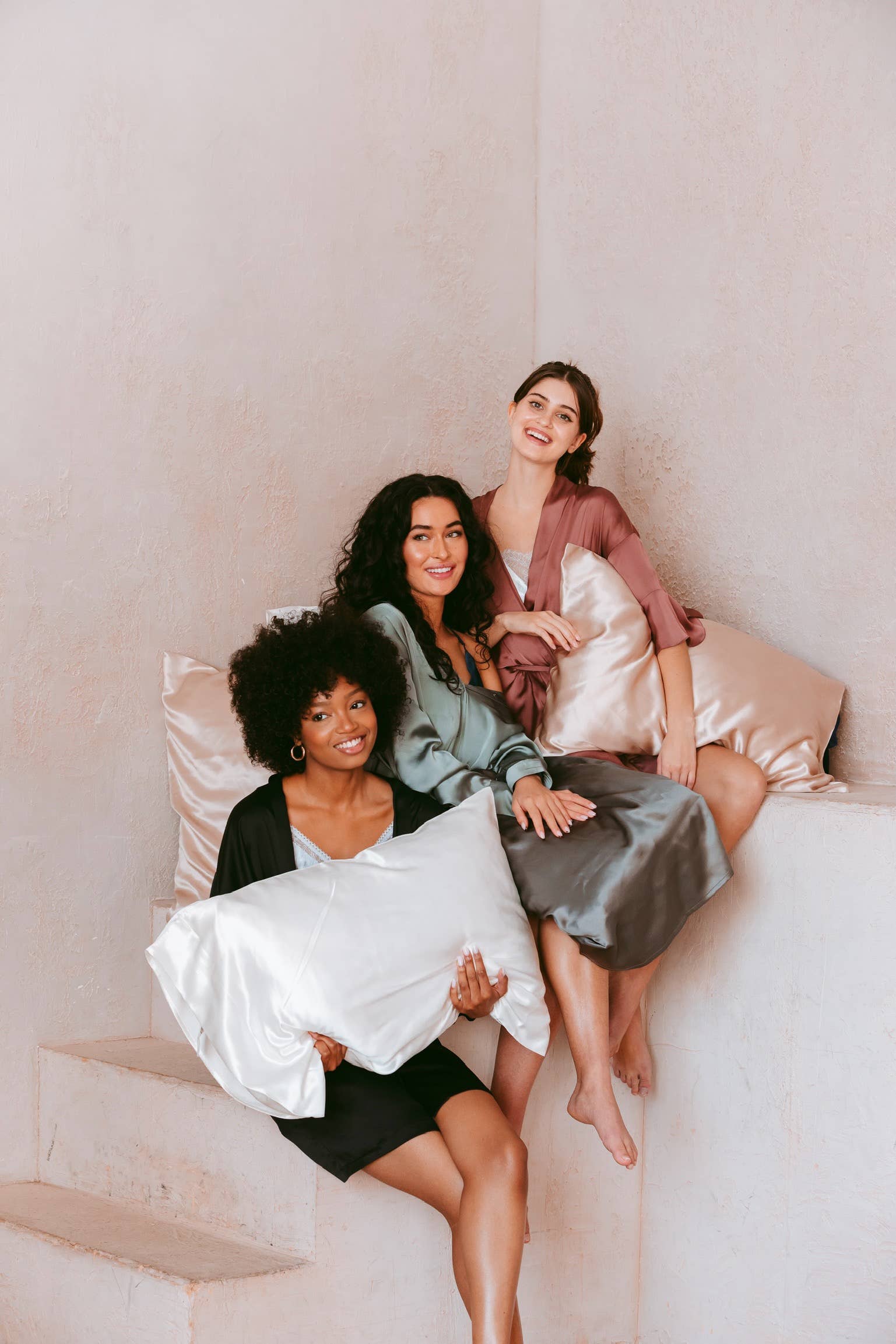 HoneyLux - Vente Taies/housses d'oreiller - HoneyLux Taie d'Oreiller 100% Soie — Taille Queen, Gris Cendré Charbon, Cadeau Soin de la Peau & des Cheveux2