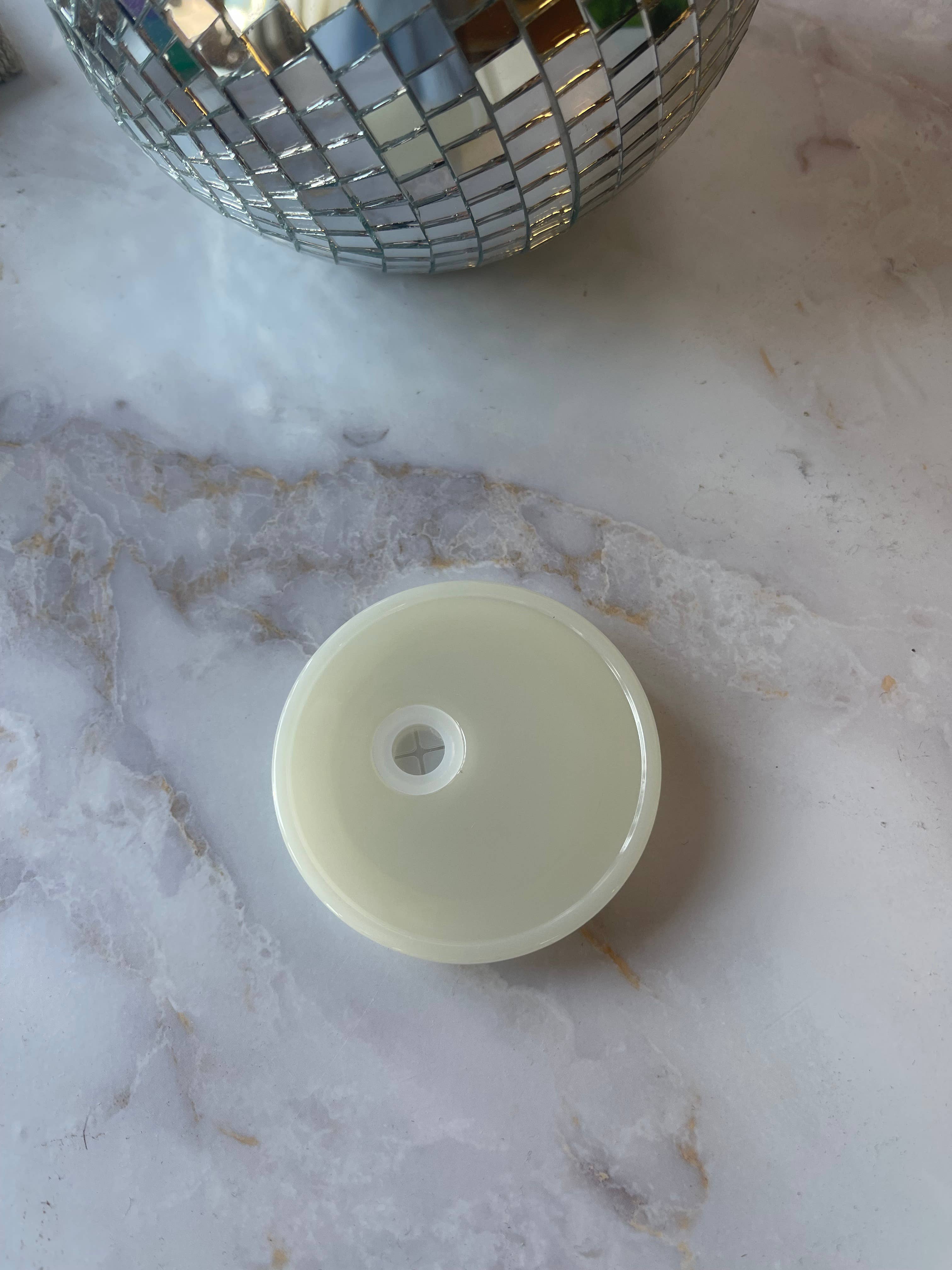 Honey Designs - Wholesale Drink Lids - Plastic Lid for Glass Cans1