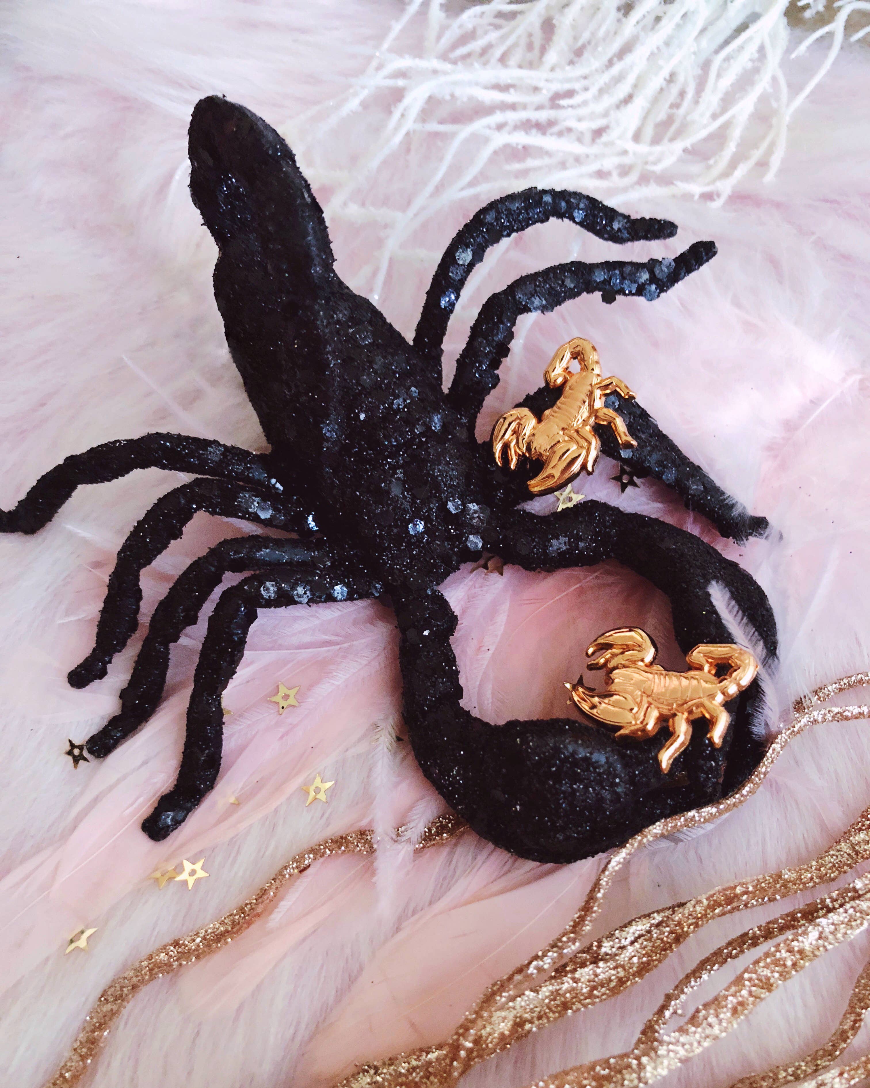 Lilly Baik - Wholesale Lapel Pin/Button - Scorpion 3D Lapel Pin3