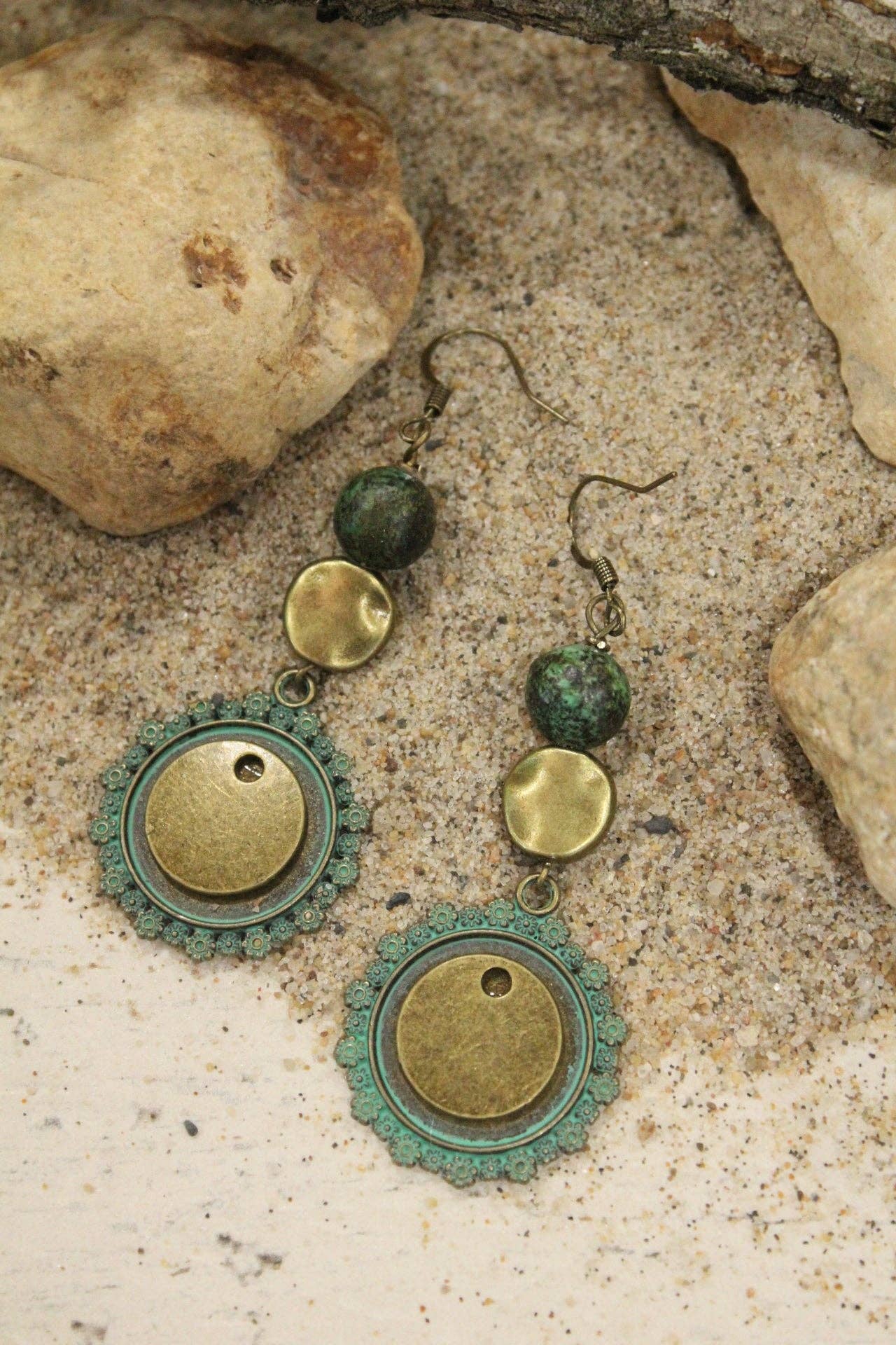 The Primitive Peddler, Inc. - Wholesale Dangle Earrings - Quaint Earrings4