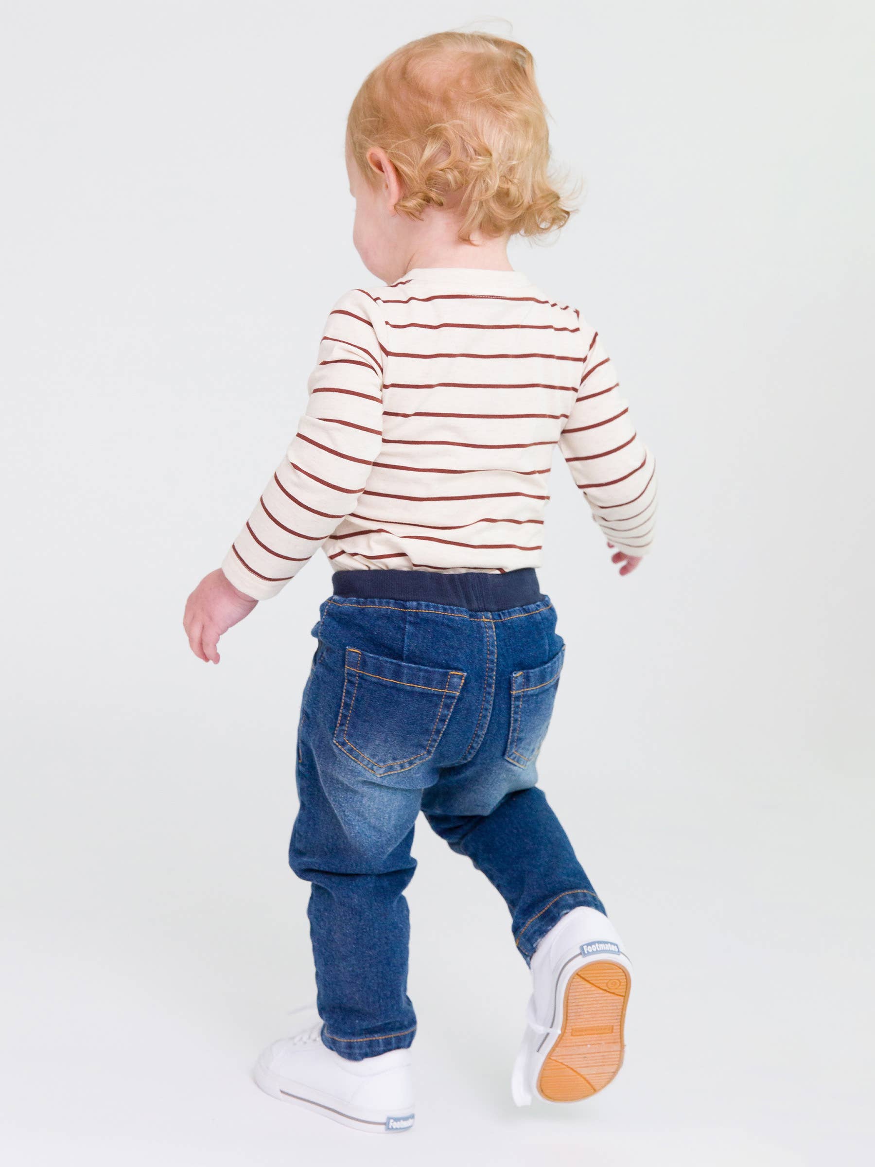 RuffleButts + RuggedButts - Vendita all'ingrosso Jeans - Bambini - Jeans elasticizzati da ragazzo in denim lavaggio medio con elastico in vita3