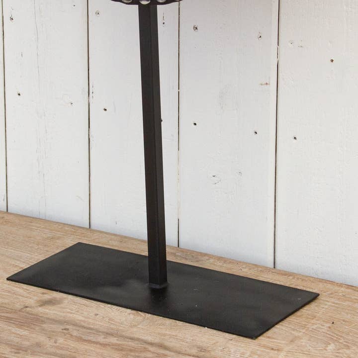 De-cor - Venta al por mayor Bandejas/platos/boles decorativos - Escudo africano con cuentas en blanco y negro sobre soporte3