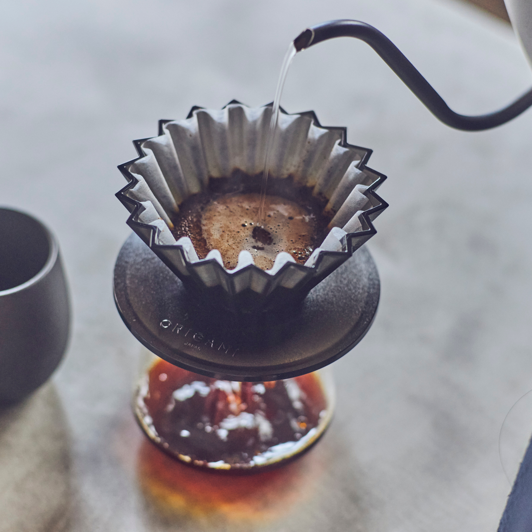 LOIS - Wholesale Kitchen Tool/Gadget - ORIGAMI AS Resin Dripper Holder5