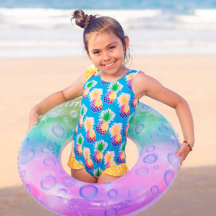 Costume intero con volant ananas turchese soleggiato per la vendita all'ingrosso da parte di Millie Loves Lily