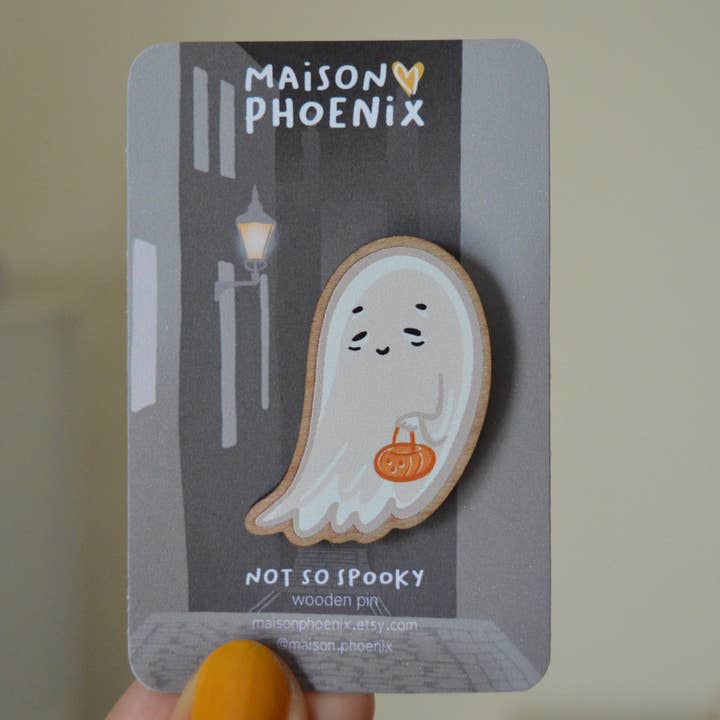 (Not So) Spooky Ghost Wooden Pin for wholesale by Maison Phoenix