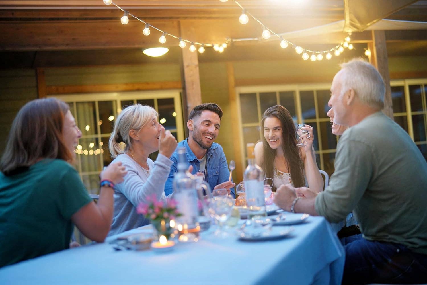 Moss & Stone - Wholesale Outdoor/lawn light - Solar Outdoor String Lights 25 Ft with 15 Edison Bulbs, Outdoor Lights for Patio LED Bulb G40 Warm White Light, Waterproof for Christmas Party, Garden Porch Deck, USB Charging6