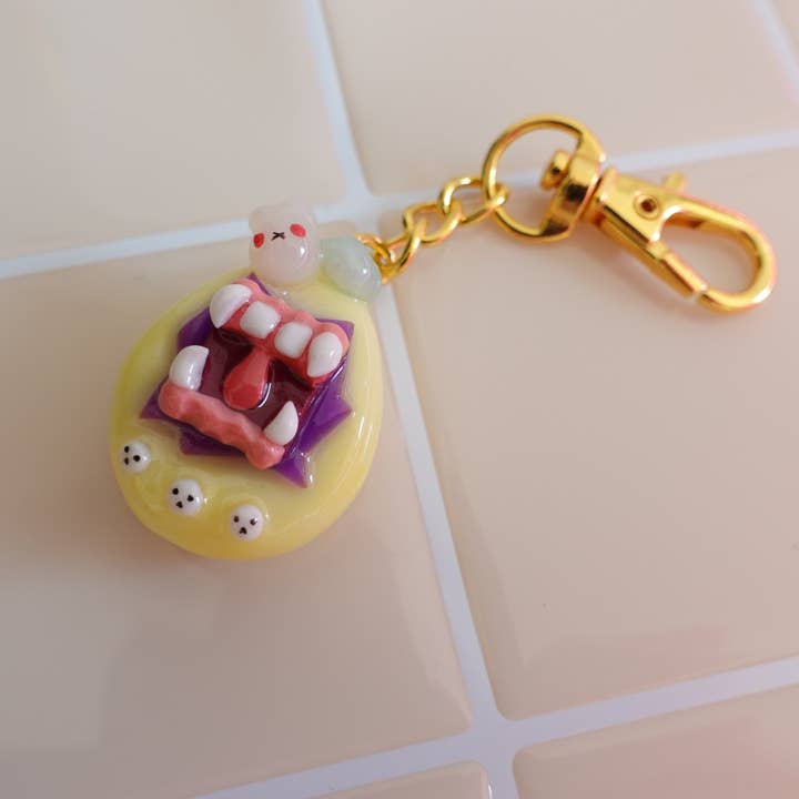 Spooky Tama Nyckelring för wholesale av uncomfy cherry