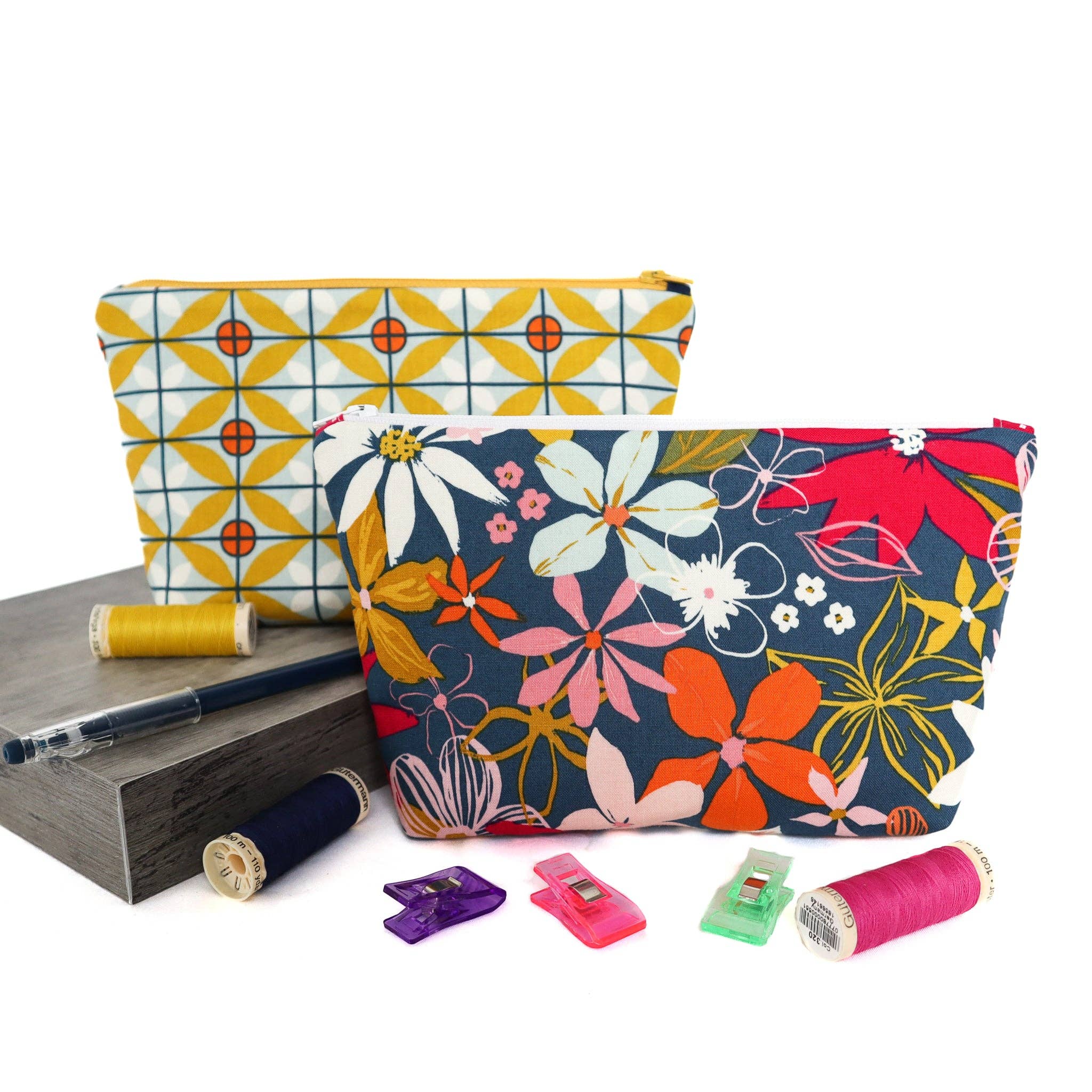 Crosscut Sewing Co. - Wholesale Craft Sewing Kit - Zipper Pouch Sewing Kit - Sewing Project Kit with Fabric for Beginners10