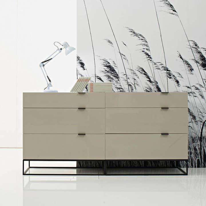 ANGEL CERDA - Wholesale Bedroom Furniture - Dresser in MDF lacquered in Gloss Pearl Grey, handles4