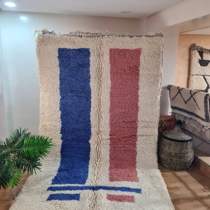 100% HÅNDLAVEDE MAROKKANSKE TÆPPER TÆPPE 150 - 250 cm nr 86 for engroshandel hos Maroccarpets Poufs and pillows wholesale +31648976894