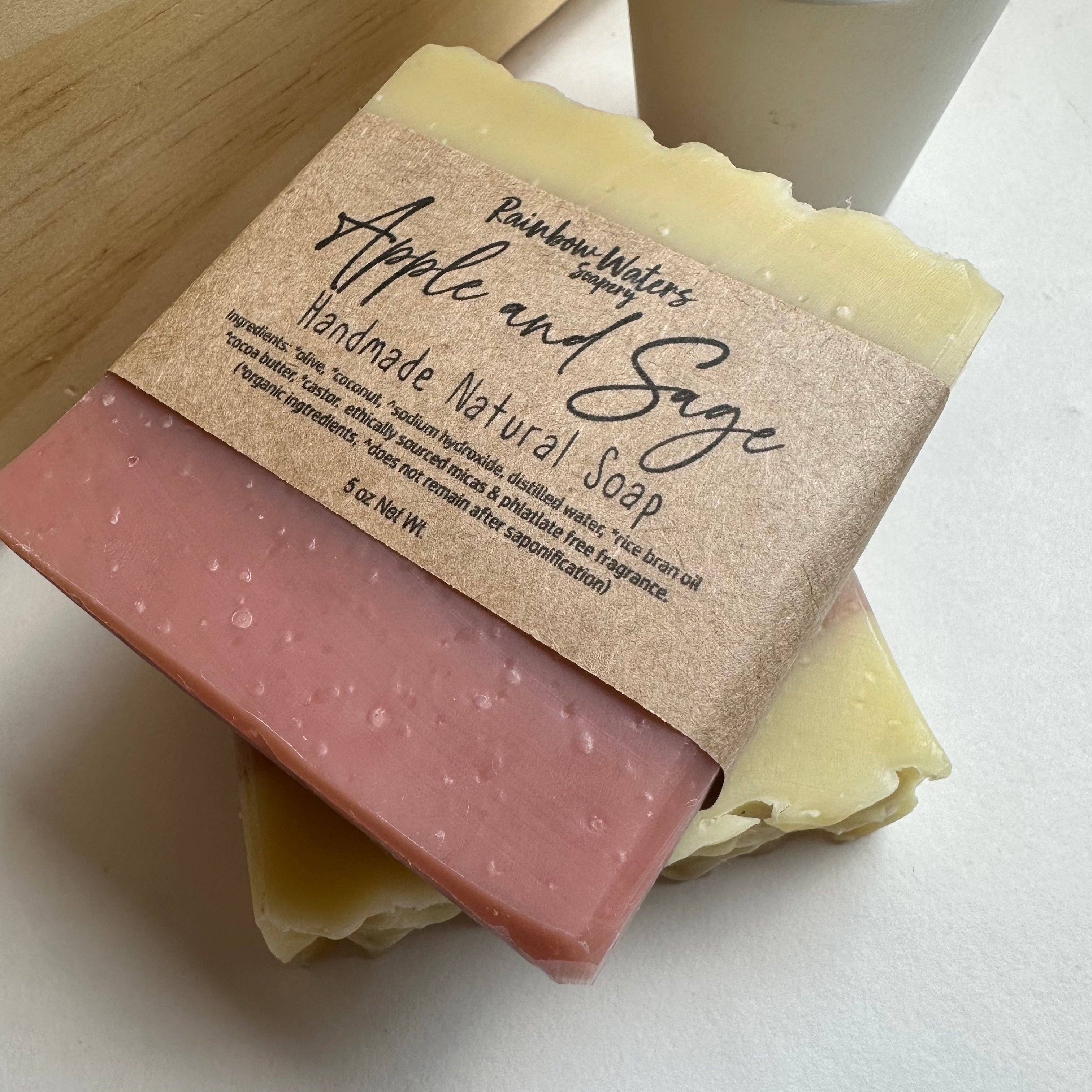 Rainbow Waters - Wholesale Zeepblok - Appel en salie | Handgemaakte zeep voor handen en lichaam | Fall Col4