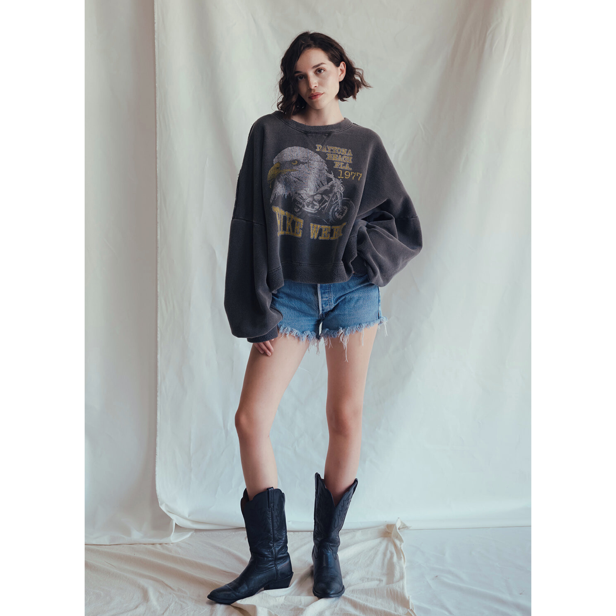 People Of Leisure - Wholesale Graphic Sweatshirt - Women's - Daytona Sweatshirt3