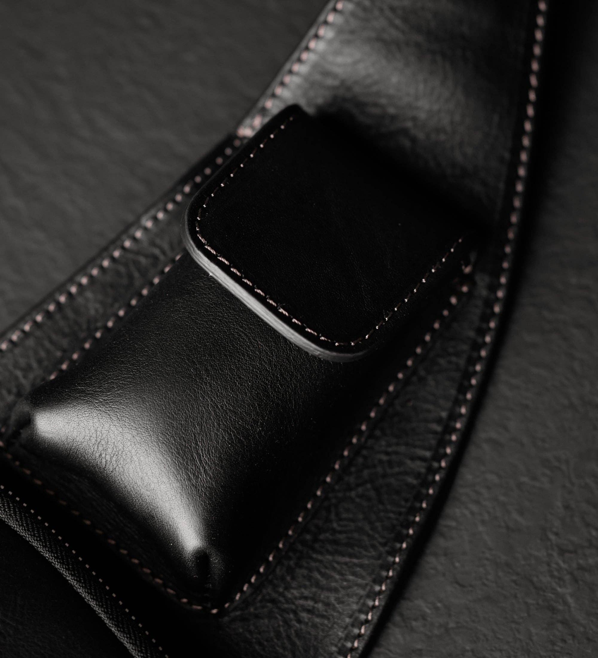 Time Resistance - Venta al por mayor Bolsos bandolera - Unisex - Bolso bandolera de cuero The Monk18