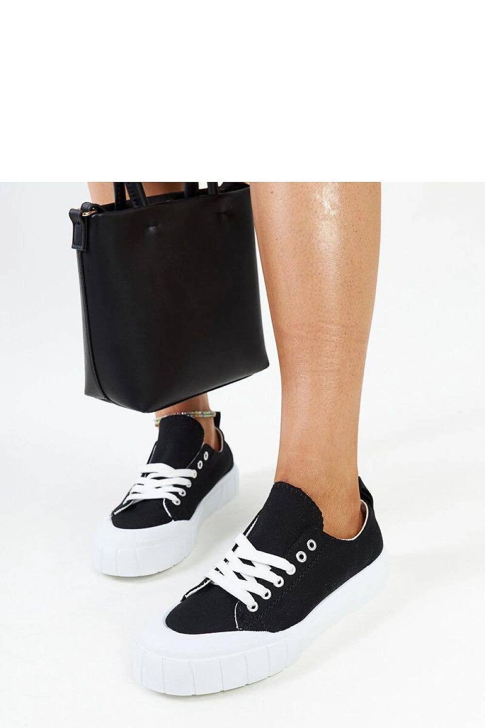 Lieber Deem Marktplatz - Wholesale Lifestyle Sneakers - Women's - Sneakers Model 207371 Solea20