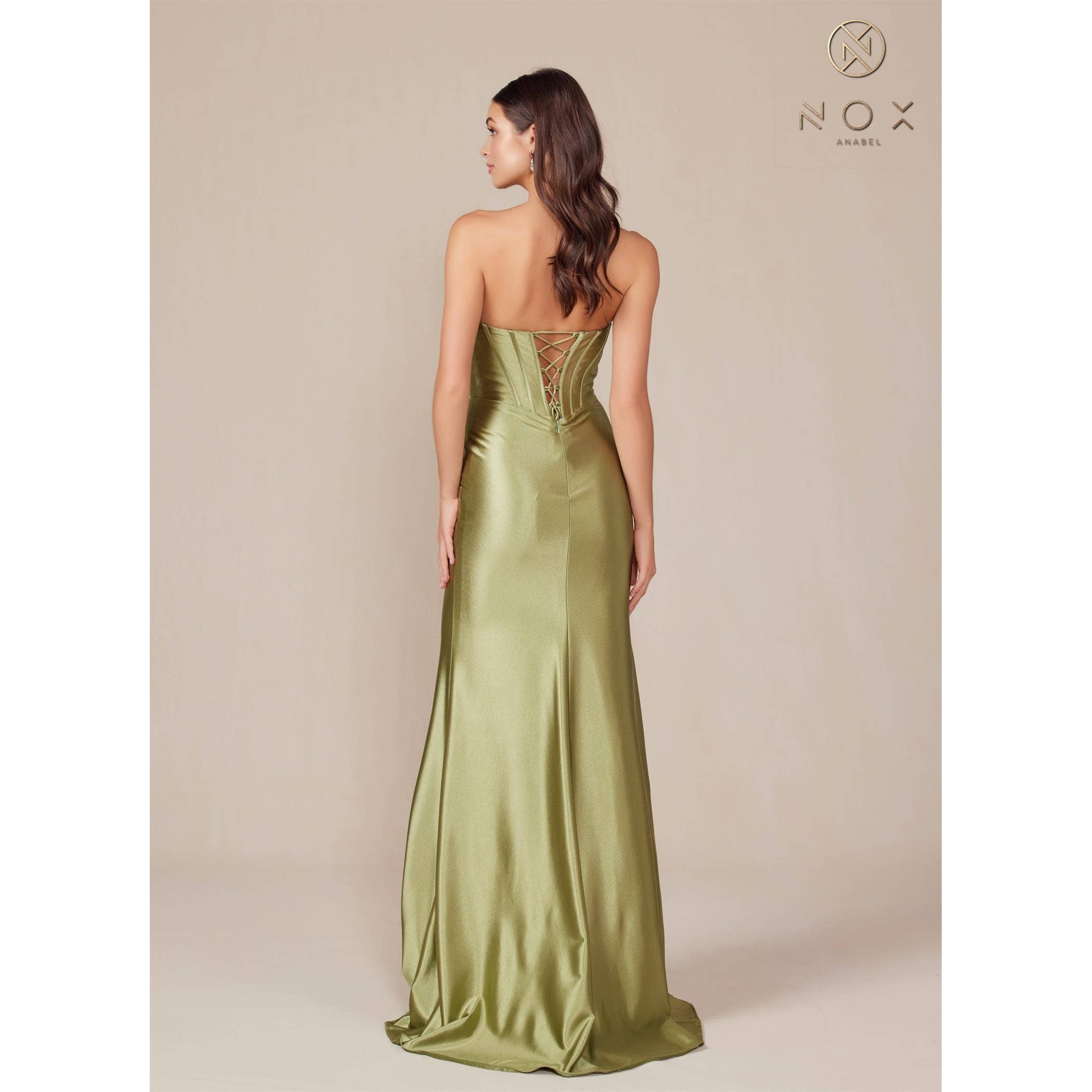 Noxanabel - Wholesale Formele jurk - Dames - Noxanabel satijnen strapless jurk met aansluitende pasvorm T150022