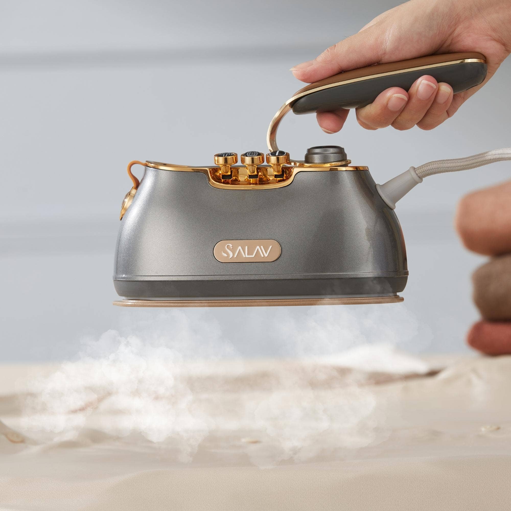 Salav-True & Tidy – wholesale Steamer – Retro Edition Duopress Steamer and Iron36