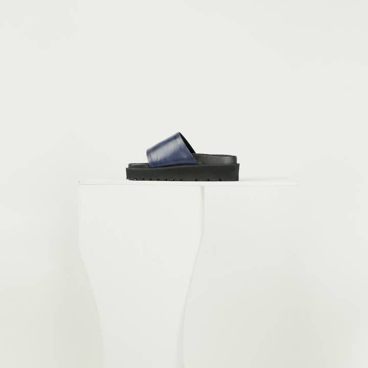 Abe - Platform Slide for wholesale by Maliko