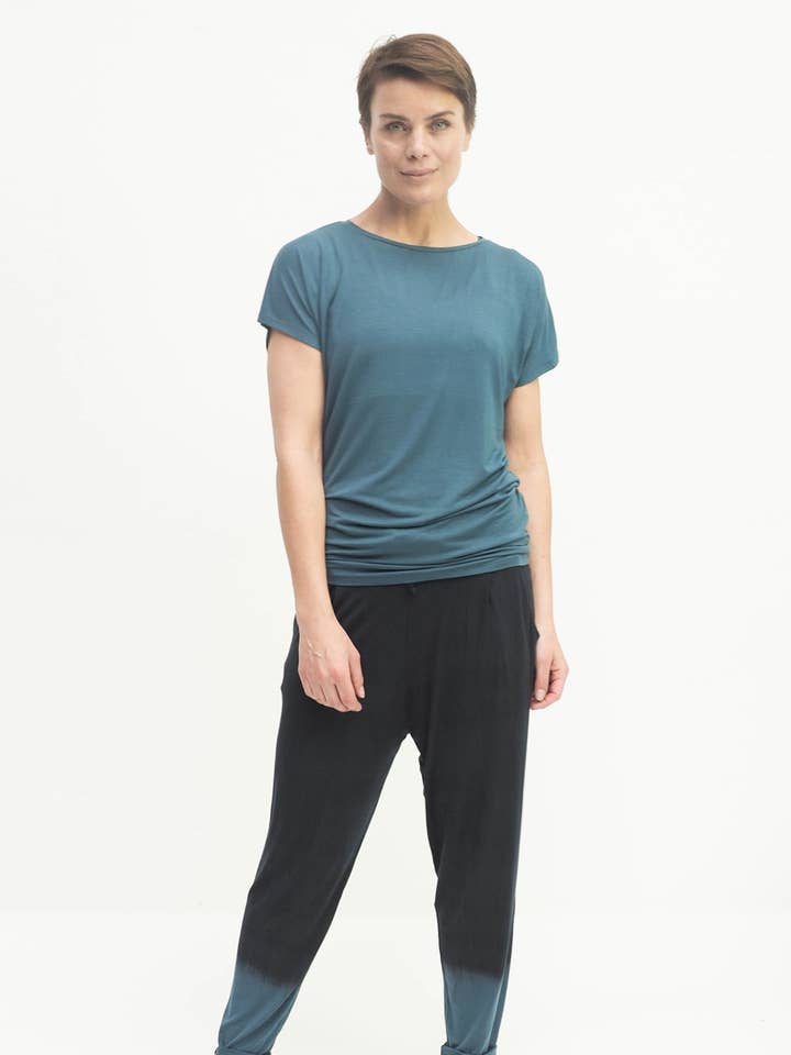 Tè Manavi Emerald per la vendita all'ingrosso da parte di Kismet Yogastyle