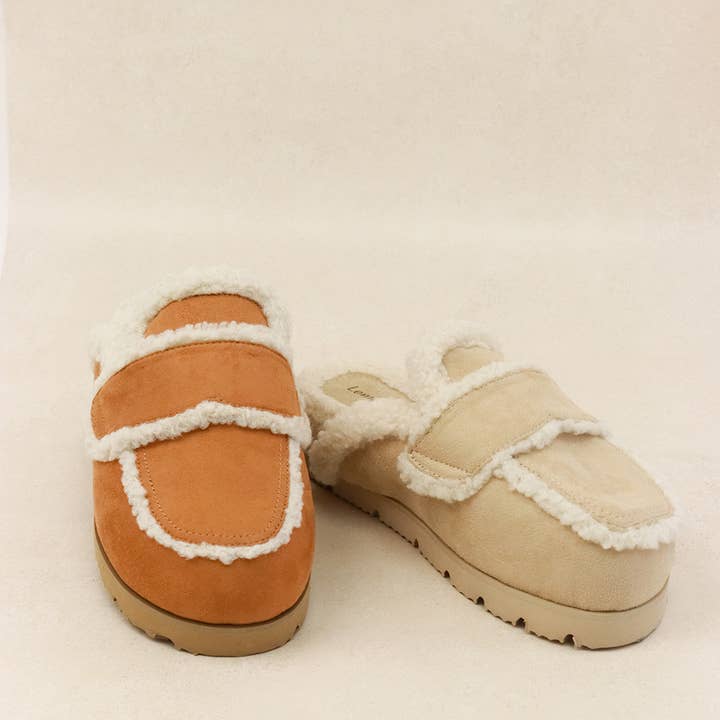 TATUM - Comodo Sandalo in Pelle Scamosciata con Suola Spessa Imbottita per la vendita all'ingrosso da parte di Lemonade Shoes