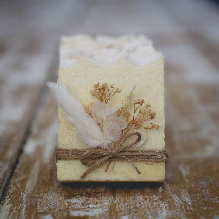 The Broken Circle Soap Co - Wholesale Zeepblok - Awaken (lavendel en eucalyptus) | Veganistische zeep | Zeezoutreep2