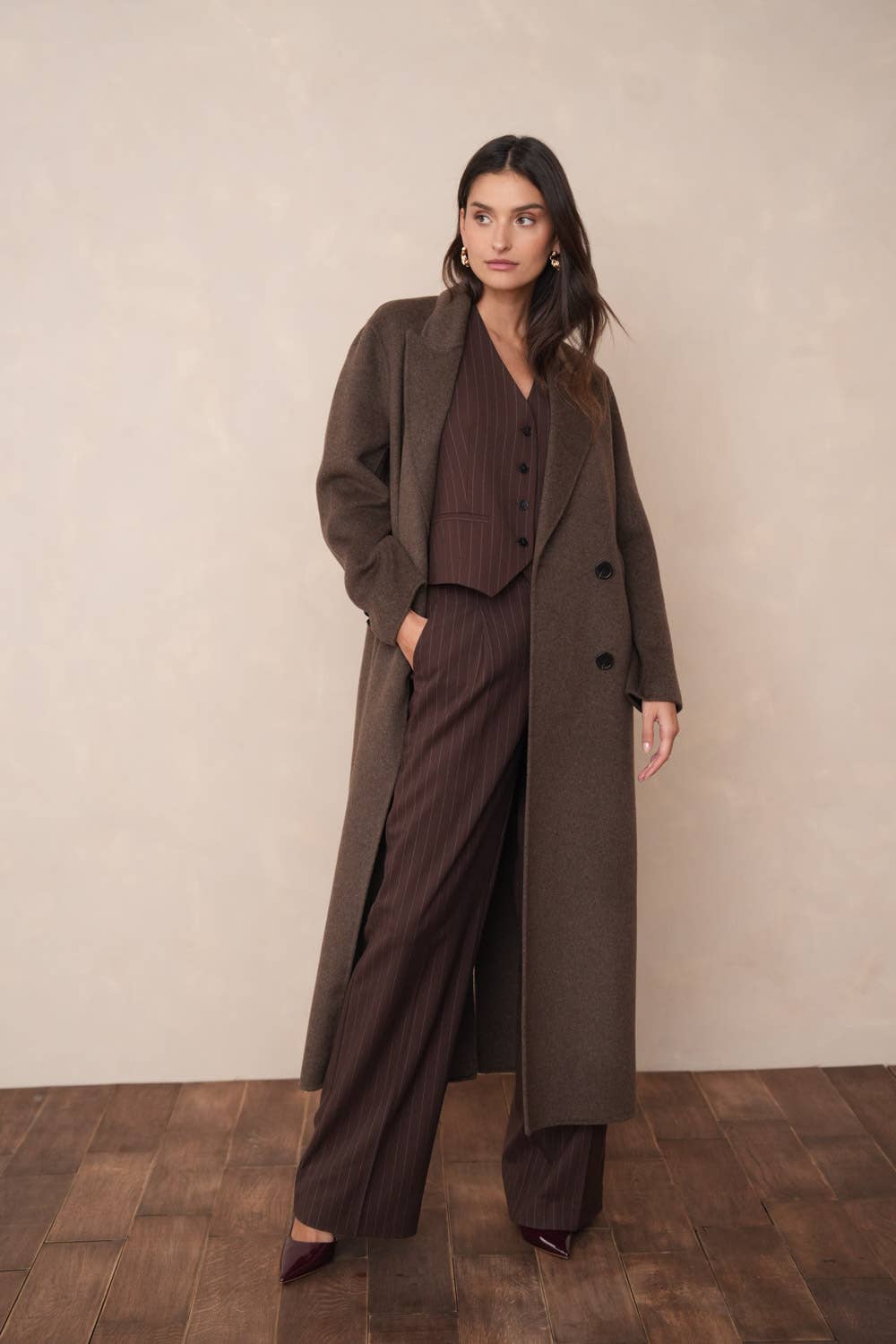 Attentif Paris – Großhandel Mantel - Damen – Extra langer, handgenähter Oversize-Mantel aus Wollmischung72