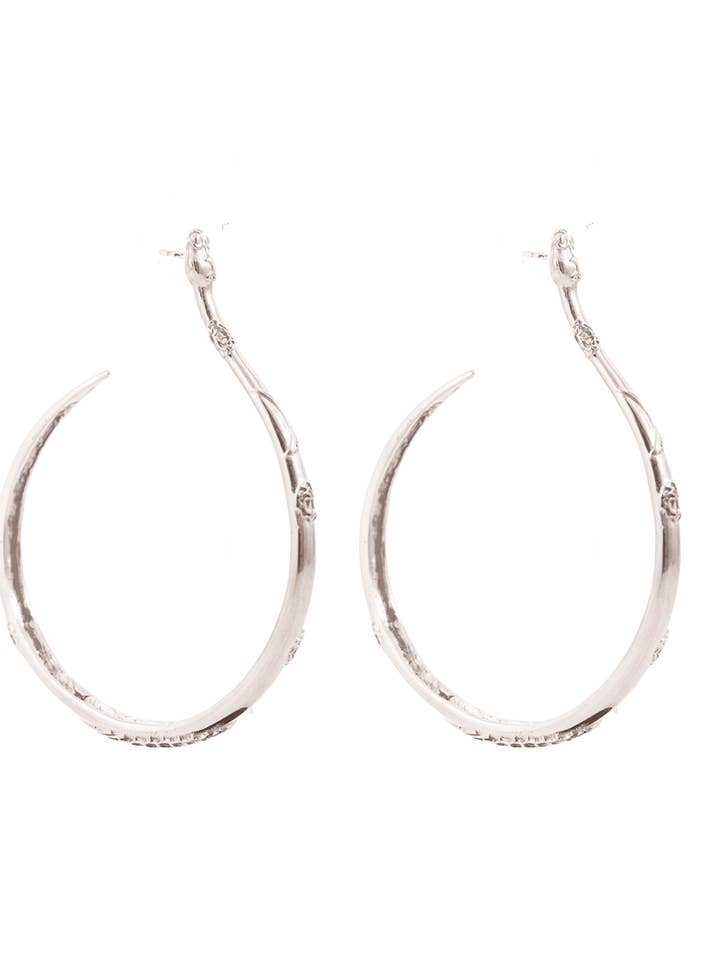 orecchino a cerchio grande a forma di serpente per la vendita all'ingrosso da parte di Kira Don Jewel