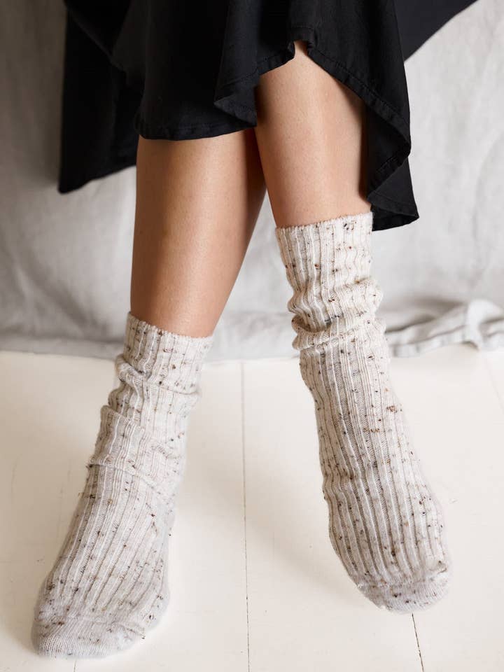 chaussettes de détente pour la vente par moshi moshi mind