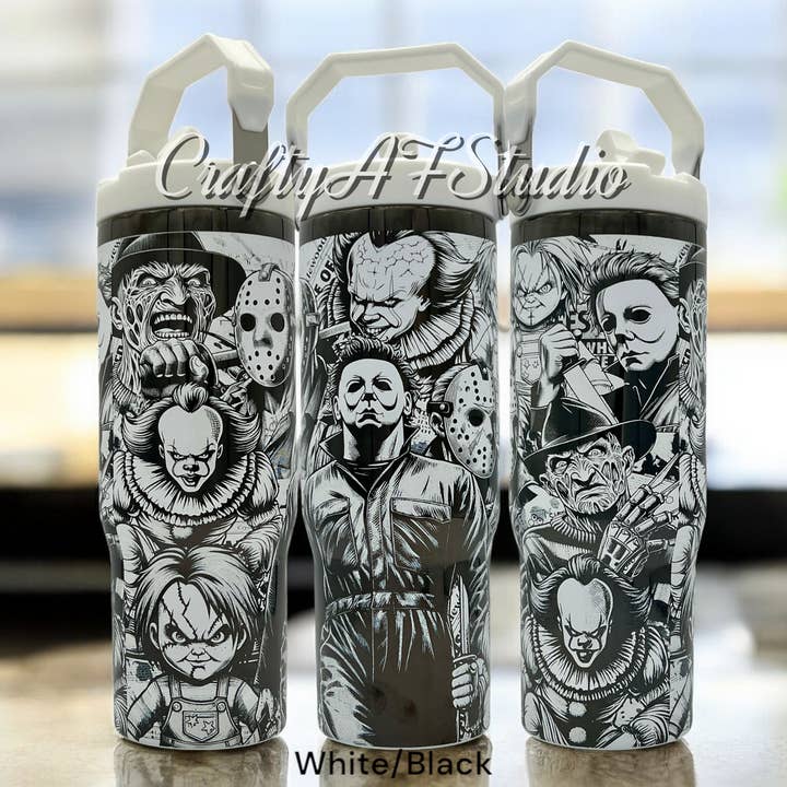 Bicchiere da 30oz con incisione laser a tutto tondo Collage di assassini di film horror slasher per la vendita all'ingrosso da parte di Crafty AF Studio