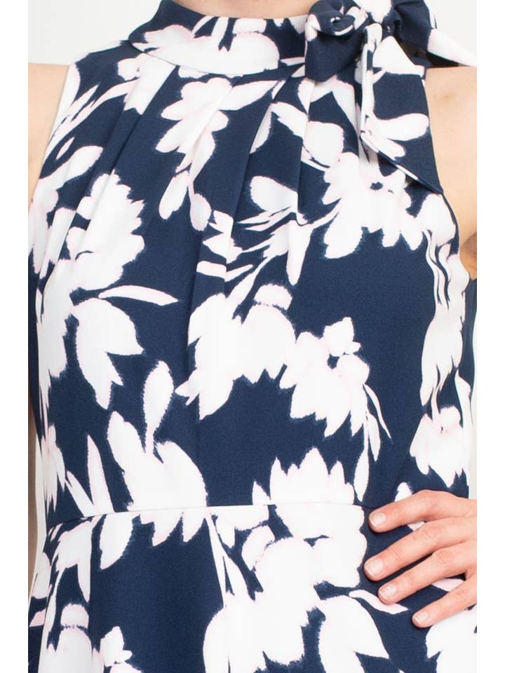 Marinha Vestido Midi de Algodão com Estampa Floral Sandra Darren para venda a revendedores na Faire1