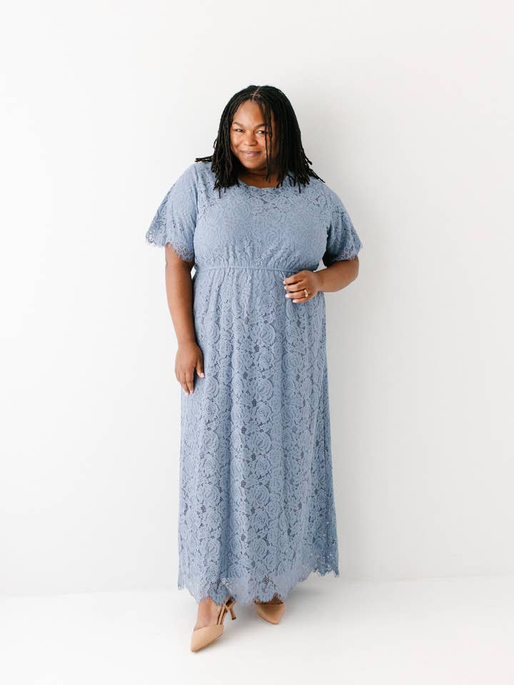 The Main Street Exchange - Wholesale Dress - Women's - 'Odessa' Round Neck Lace Maxi Dress22
