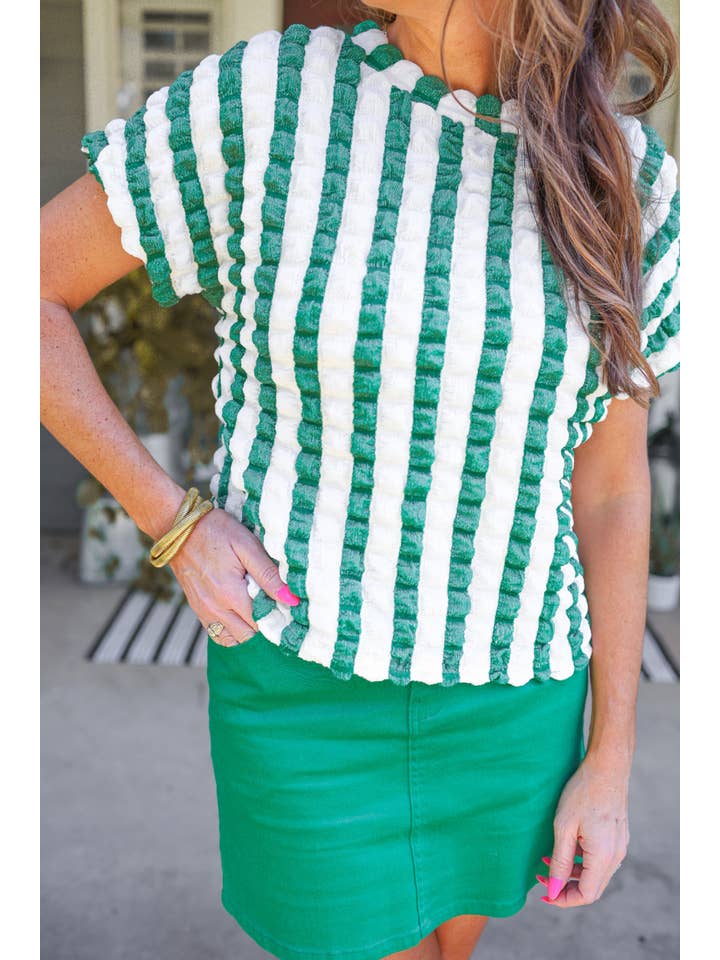 Bold And Bubbly Top, Green for wholesale on Faire8