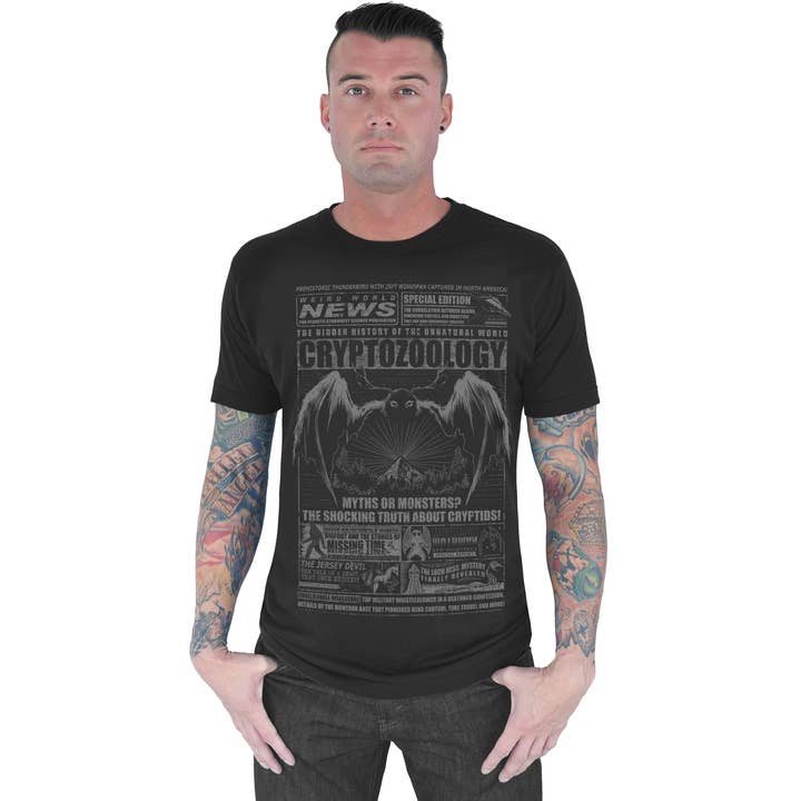 CRYPTOZOOLOGY HERRTRÖJA för wholesale av Serpentine Clothing