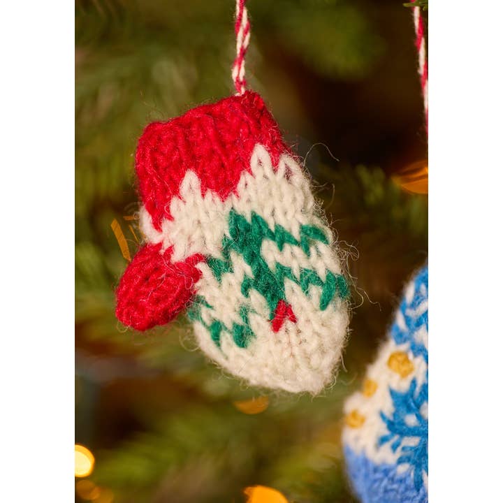 Namaste - Wholesale Christmas Decoration - Knitted Mittens Decoration2
