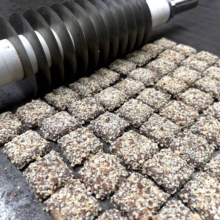 O'Shea's Candies Sweet Shop - Wholesale Toffee - Milk Choc Almond Butter Toffee Squares 4oz Bag w/ Satin Bow5