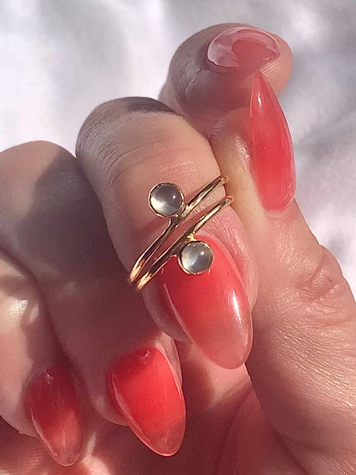 MINI - white moonstone for wholesale by Heart of Gold