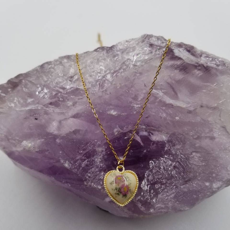 magnolia jewelry – Colar pingente/pendente por atacado – Colar Coração de Cerâmica Floral Vintage0