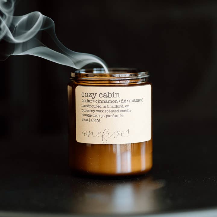 cozy cabin soy wax candle for wholesale by onefive1