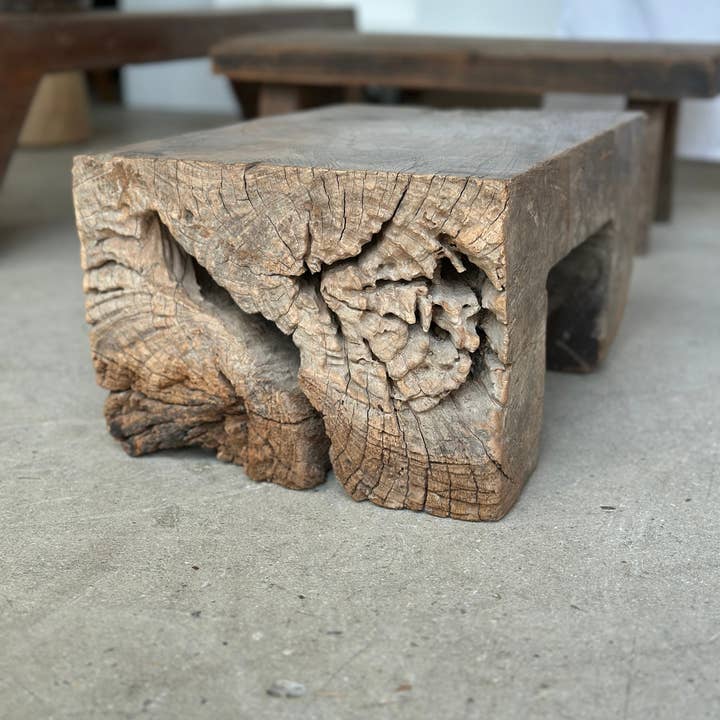 Office Objets - Wholesale Stool - Raw monoxyle organic Asian teak stool2