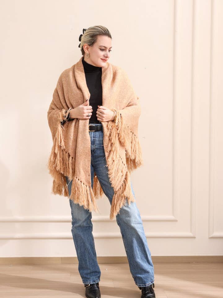 Emilie collection - Wholesale Poncho - Women's - Poncho camel5